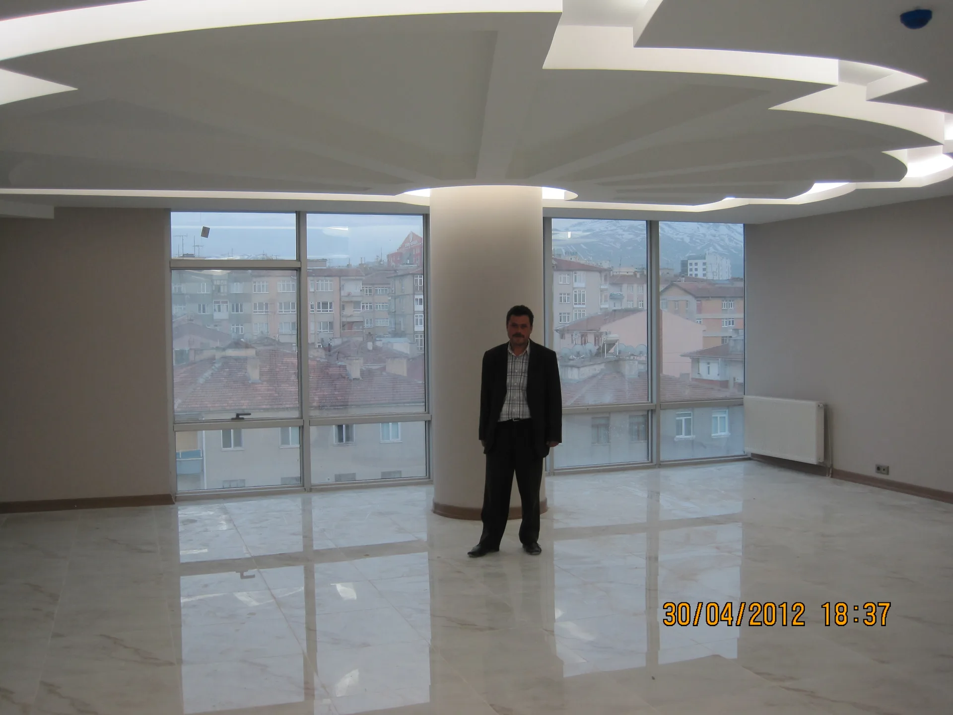 Kurumsal Ofis Binası Tasarımı proje görseli