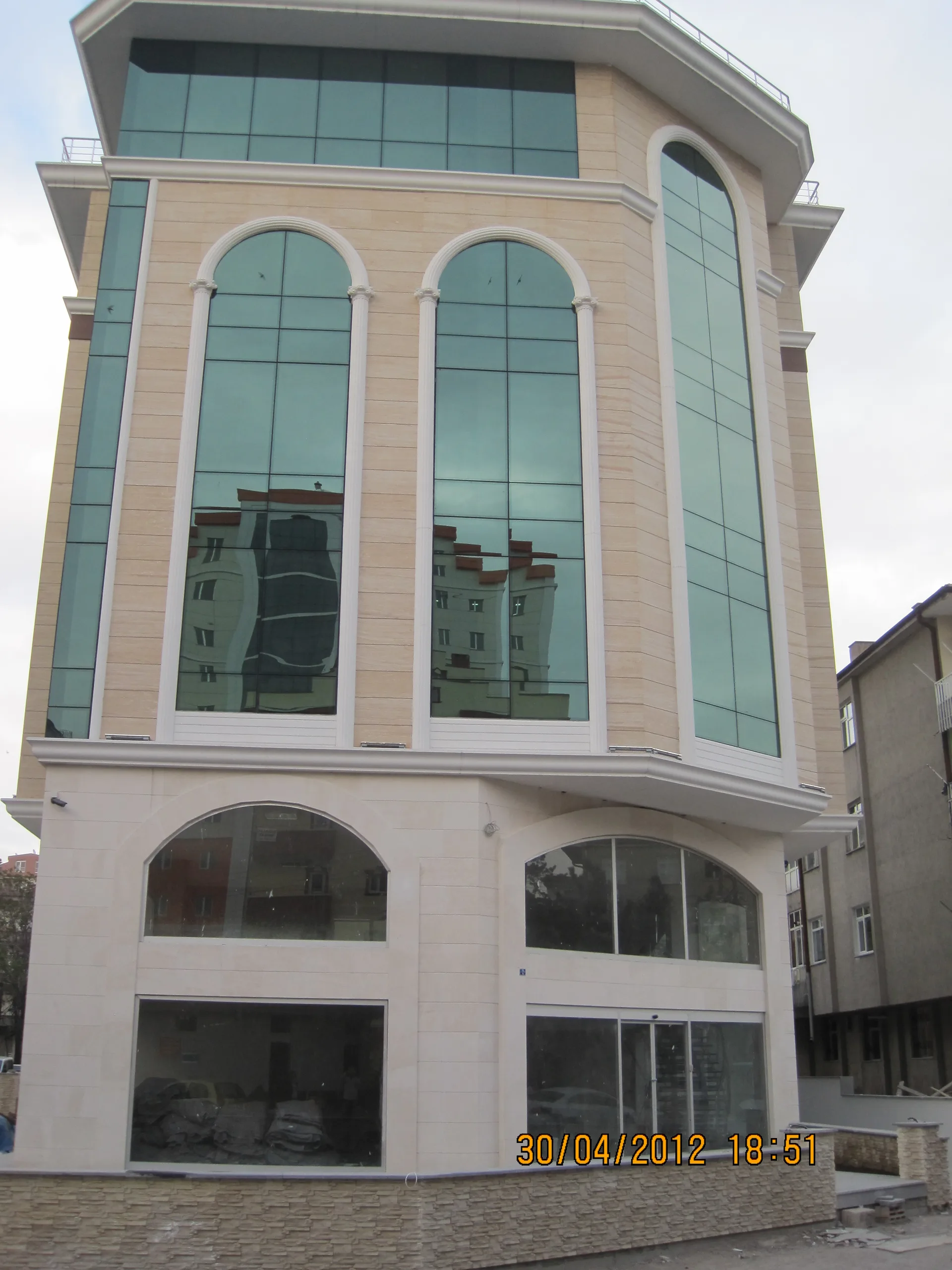 Kayseri Kurumsal Ofis Binası Tasarımı & Uygulaması iç mimari proje görseli