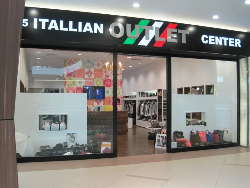 Outlet Mağaza Tasarımı proje görseli
