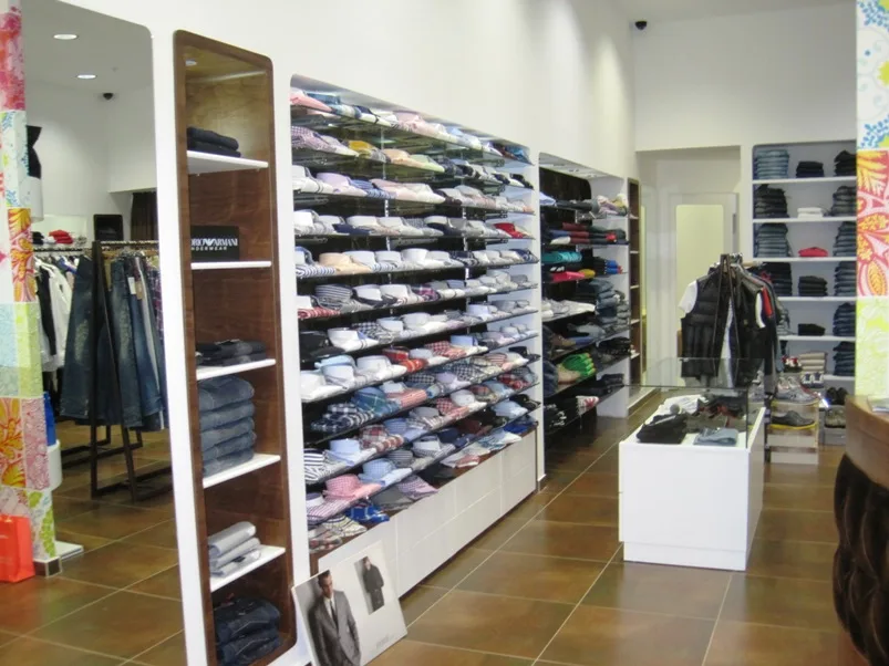 Kayseri Outlet Mağaza Tasarımı & Uygulaması iç mimari proje görseli