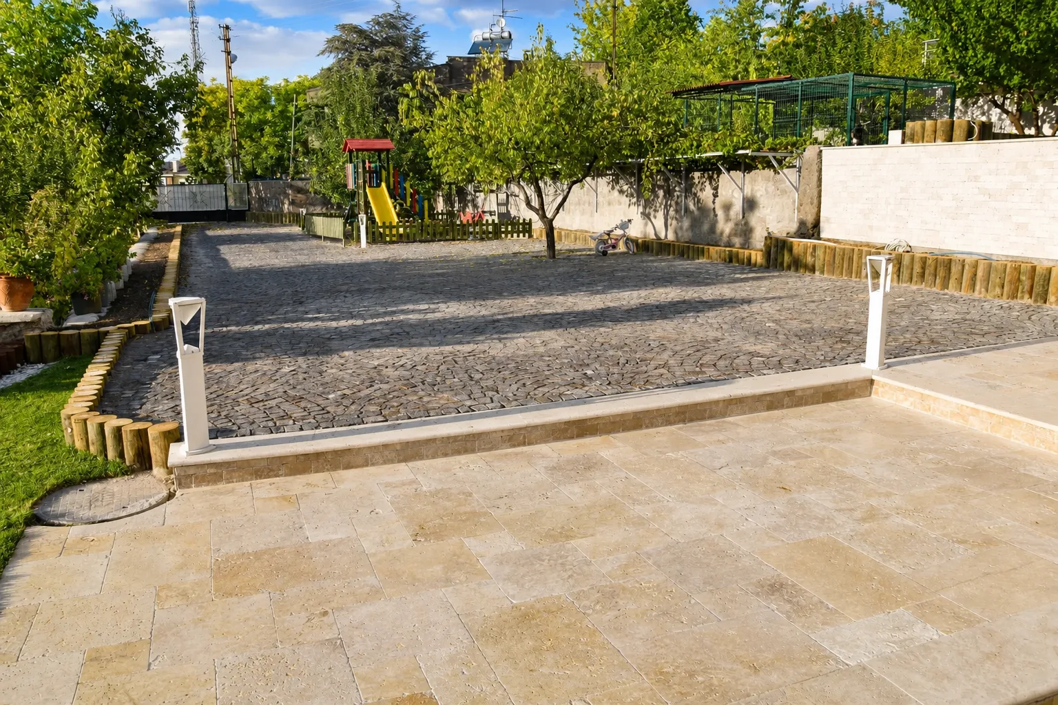 Kayseri Villa Cephe ve Peyzaj Tasarımı & Uygulaması iç mimari proje görseli